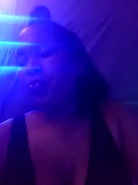 Avatar of QUEENOFSQUIRT02