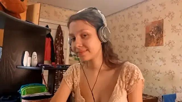 Freechat QutieDaSweet on StripChat