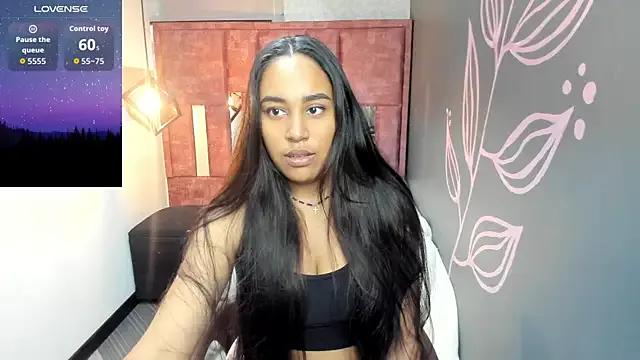 Rachel__Jonees — OIL IN MI TITS + BLOWJOB