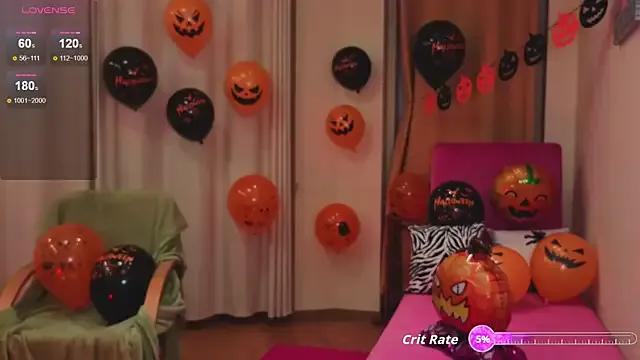 StripChat Reina__chan  is Freechat  Reina__chan — I want a new uniform ,help me with a com