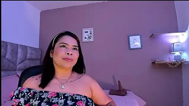 Avatar of roselyn_caprice