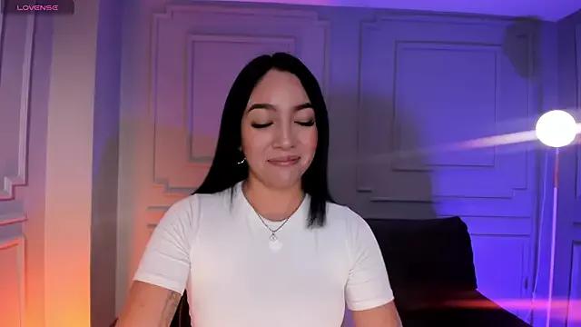 StripChat RossieRhoades  is Freechat  RossieRhoades — play with tits