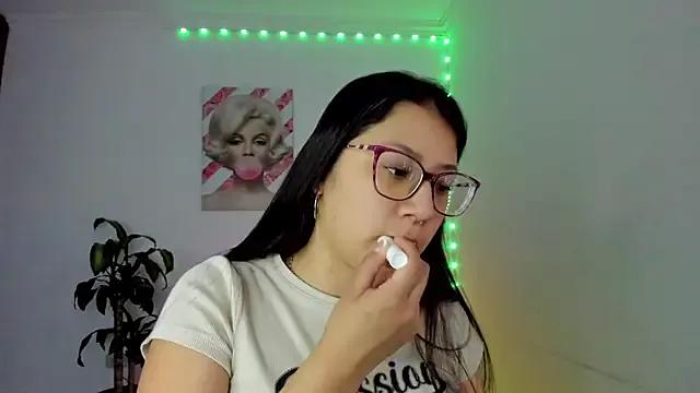 Freechat rouse_red on StripChat