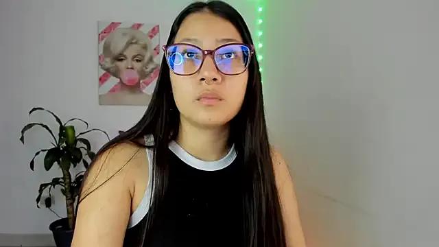 Freechat rouse_red on StripChat