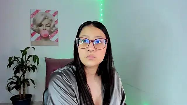 Freechat rouse_red on StripChat