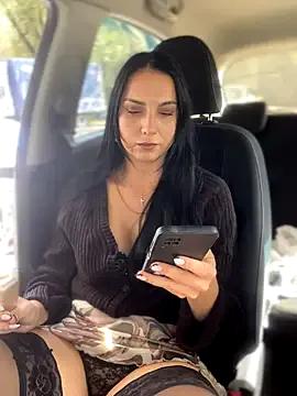 Avatar of Roxana-Sexy