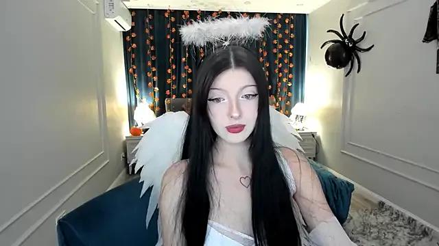 RoxyHopper — outfit change 