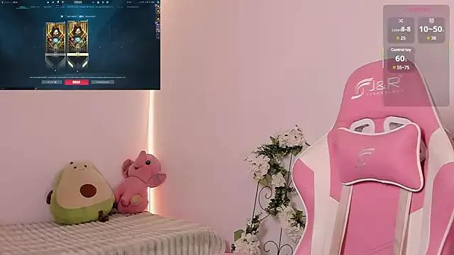 Freechat SamanthaLux on StripChat