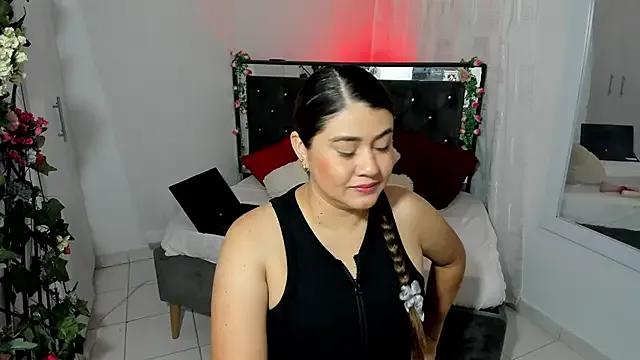 StripChat Sarah_bigass_Co  is Freechat  Sarah_bigass_Co — get naked