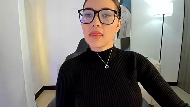 SaraParker_ on StripChat 