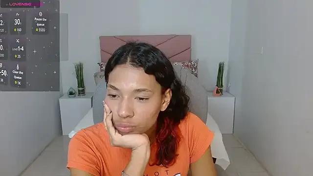 SarayVega_ on StripChat 