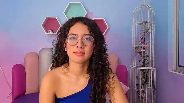 StripChat Sasha-Monroe  is Freechat  Sasha-Monroe — fingers on my pussy