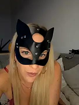 Secret_couple_ — Plug in ass + get a Gift