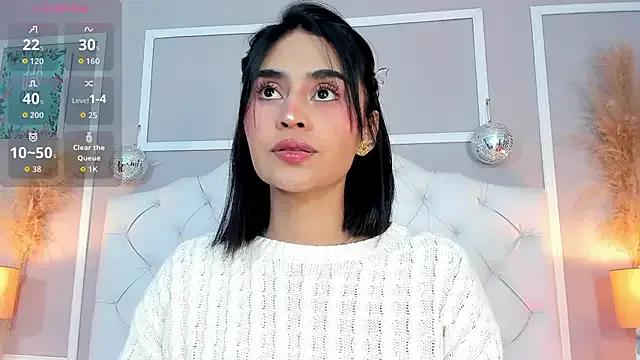 serena_jeyms on StripChat 