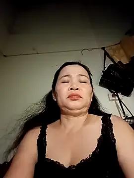 Singin2k — Hello. I am an older woman.