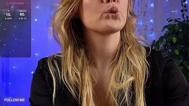 StripChat Slay_Blonde  is Freechat  Slay_Blonde — take off my shorts
