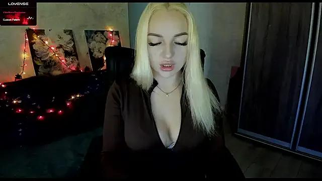 Avatar of Stella__Cox