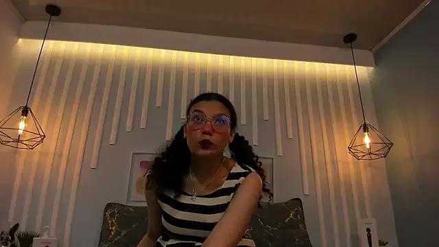 StripChat SweetStarr_  is Freechat  SweetStarr_ — tits in oil