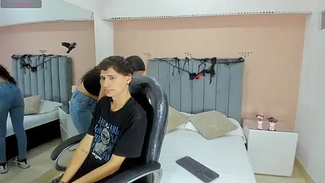 StripChat Taylor_and_exidt  is Freechat  Taylor_and_exidt — Clothes off