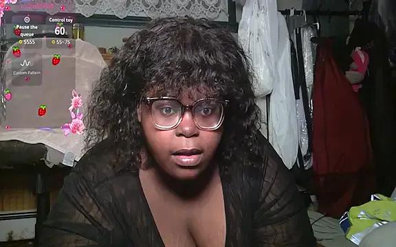 StripChat TheChubbySiren  is Freechat  TheChubbySiren — Finger pussy until wet (1 min)