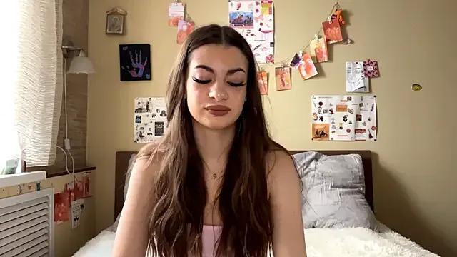 StripChat TheRealAnna  is Freechat  TheRealAnna — Lift up my top and show my bra