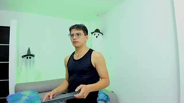 Avatar of UNIVERSAL_SEXX_