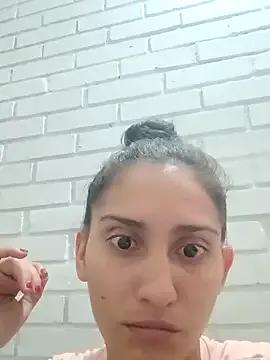 Avatar of valeriaswang_Lucas