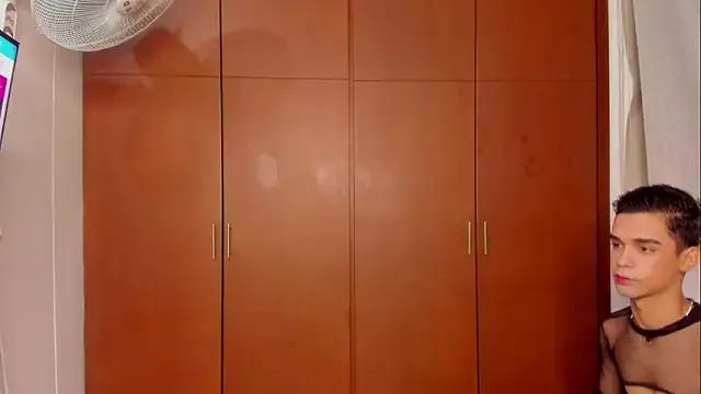 Avatar of Violet_Dream2