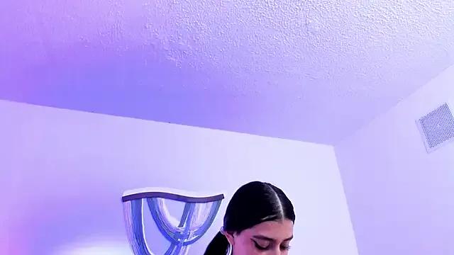 Avatar of violettlorraine_
