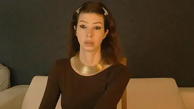 Avatar of WhiteQueen888