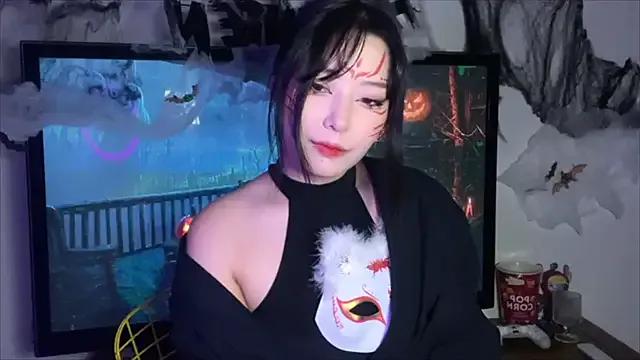 StripChat WonderMira  is Freechat  WonderMira — give your heart to the kitsune