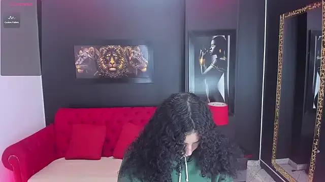 Zoee_Martins on StripChat 